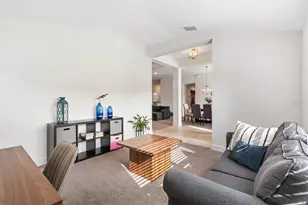 9778 Pepper Tree Pl, Wildwood, FL 34785 - Photo 7