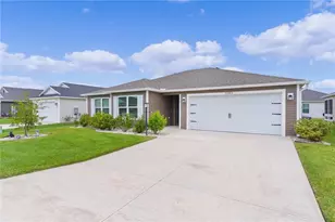 3389 Luty Ln, The Villages, FL 32163 - Photo 3