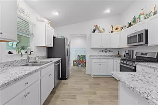 3389 Luty Ln, The Villages, FL 32163 - Photo 7