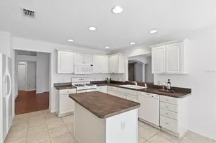 1563 Eastover Terrace, The Villages, FL 32162 - Photo 11