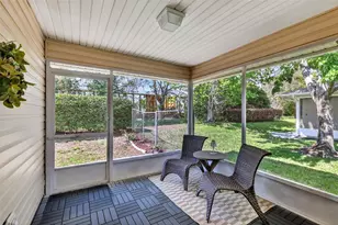 1984 Golden Palm Cir, Tavares, FL 32778 - Photo 27