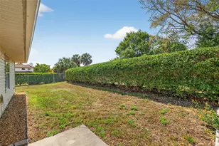 1984 Golden Palm Cir, Tavares, FL 32778 - Photo 29