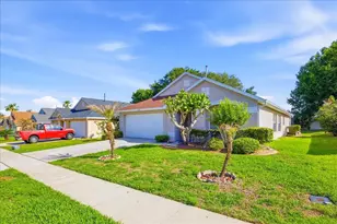 15702 Bay Vista Dr, Clermont, FL 34714 - Photo 3