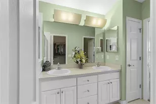 439 Grovewood Pl, The Villages, FL 32162 - Photo 15