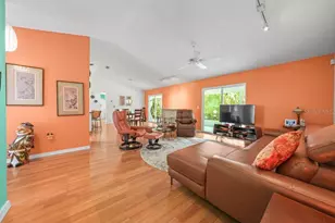 658 Clark Ct, Mount Dora, FL 32757 - Photo 11