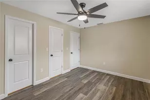 2710 Lakewood Ln, Eustis, FL 32726 - Photo 9