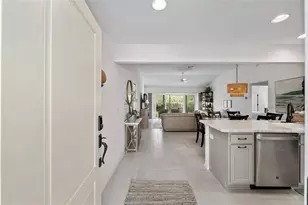 986 Davey Ln, The Villages, FL 32163 - Photo 5