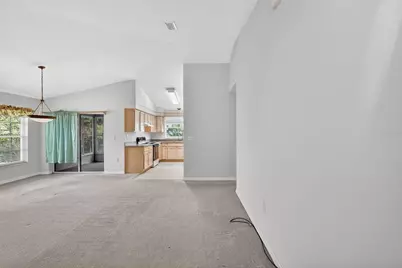 4873 Marsh Harbor Drive, Tavares, FL 32778 - Photo 5