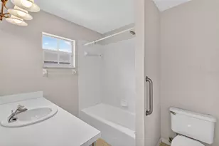 4873 Marsh Harbor Dr, Tavares, FL 32778 - Photo 13