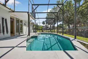 28931 Beauclaire Dr, Tavares, FL 32778 - Photo 29