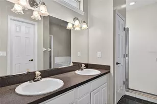 28931 Beauclaire Dr, Tavares, FL 32778 - Photo 19