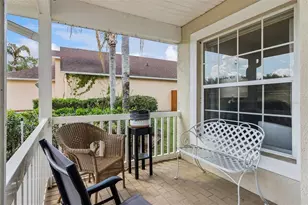 2133 Hunters Greene Dr, Lakeland, FL 33810 - Photo 3