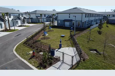 1075 E Caroline Street, Tavares, FL 32778 - Photo 5