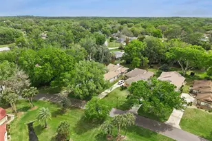 312 Waterwood Dr, Yalaha, FL 34797 - Photo 43