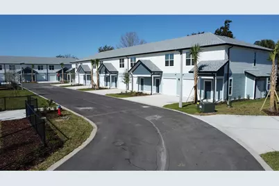 1057 E Caroline Street, Tavares, FL 32778 - Photo 17