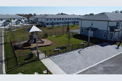 1057 E Caroline Street, Tavares, FL 32778 - Photo 27