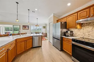 8146 SE 177th Winterthur Loop, The Villages, FL 32162 - Photo 19