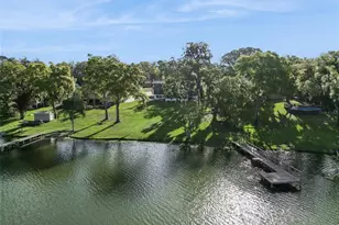 2874 E Crooked Lake Dr, Eustis, FL 32726 - Photo 51