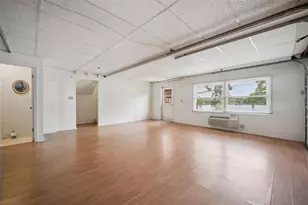 2874 E Crooked Lake Dr, Eustis, FL 32726 - Photo 39