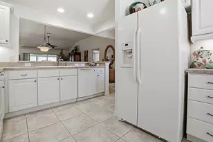 2348 Midnight Pass Ct, The Villages, FL 32162 - Photo 11