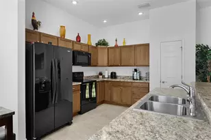 733 Jason Dr, Lady Lake, FL 32159 - Photo 13