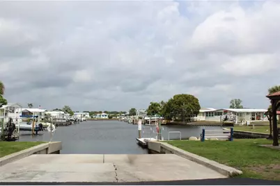 6807 Mount Pleasant Road NE #51, Saint Petersburg, FL 33702 - Photo 23