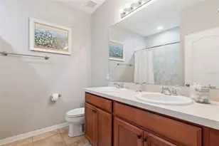 1128 Whitewater Bay Dr, Groveland, FL 34736 - Photo 25