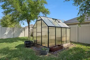 1128 Whitewater Bay Dr, Groveland, FL 34736 - Photo 33