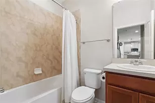 1128 Whitewater Bay Dr, Groveland, FL 34736 - Photo 15