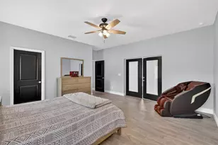 22431 Loop Rd, Groveland, FL 34736 - Photo 15