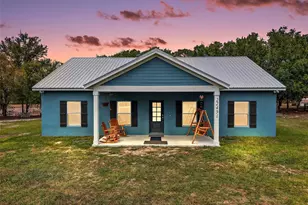 22431 Loop Rd, Groveland, FL 34736 - Photo 1