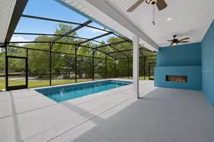22431 Loop Rd, Groveland, FL 34736 - Photo 19