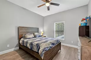 22431 Loop Rd, Groveland, FL 34736 - Photo 17