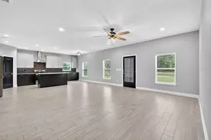 22431 Loop Rd, Groveland, FL 34736 - Photo 7
