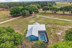 22431 Loop Rd, Groveland, FL 34736 - Photo 5