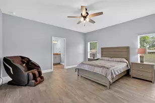 22431 Loop Rd, Groveland, FL 34736 - Photo 13