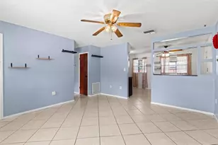 1101 Spruce Ct, Tavares, FL 32778 - Photo 9