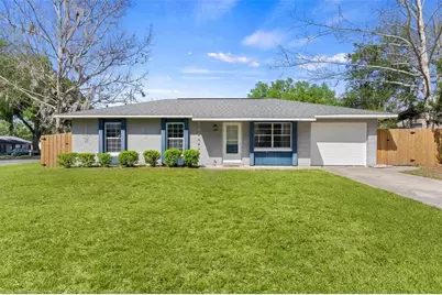 1101 Spruce Court, Tavares, FL 32778 - Photo 1
