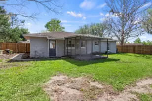 1101 Spruce Ct, Tavares, FL 32778 - Photo 31