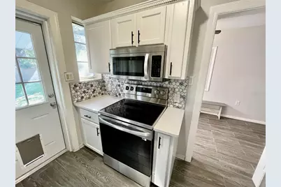 706 Mission Drive, Wildwood, FL 34785 - Photo 11