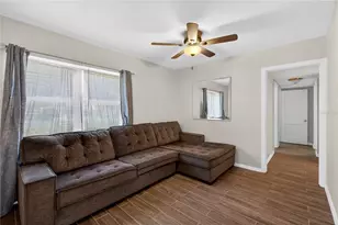 706 Mission Dr, Wildwood, FL 34785 - Photo 13