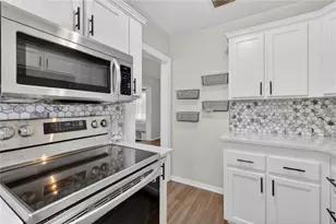 706 Mission Dr, Wildwood, FL 34785 - Photo 19