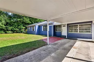 706 Mission Dr, Wildwood, FL 34785 - Photo 7