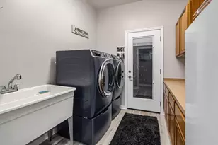 7351 Spring Mountain Ln, Yalaha, FL 34797 - Photo 45