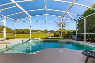 7351 Spring Mountain Ln, Yalaha, FL 34797 - Photo 3