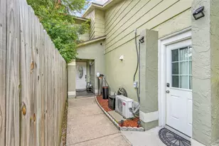 7196 Harbor Heights Cir, Orlando, FL 32835 - Photo 5