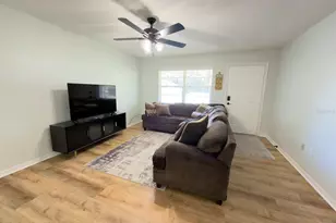 207 Mandarin Ln, Fruitland Park, FL 34731 - Photo 7