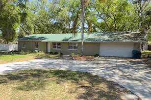 207 Mandarin Ln, Fruitland Park, FL 34731 - Photo 3