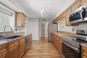 9015 Village Green Blvd, Clermont, FL 34711 - Photo 9