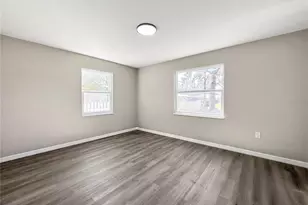 25 E Charlotte Ave, Eustis, FL 32726 - Photo 15